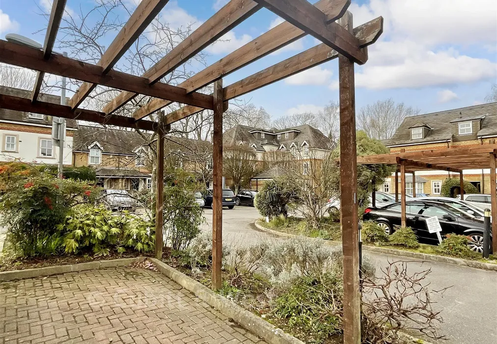 Street View - Church Paddock Court, Wallington, Surrey - Wards of Kent
