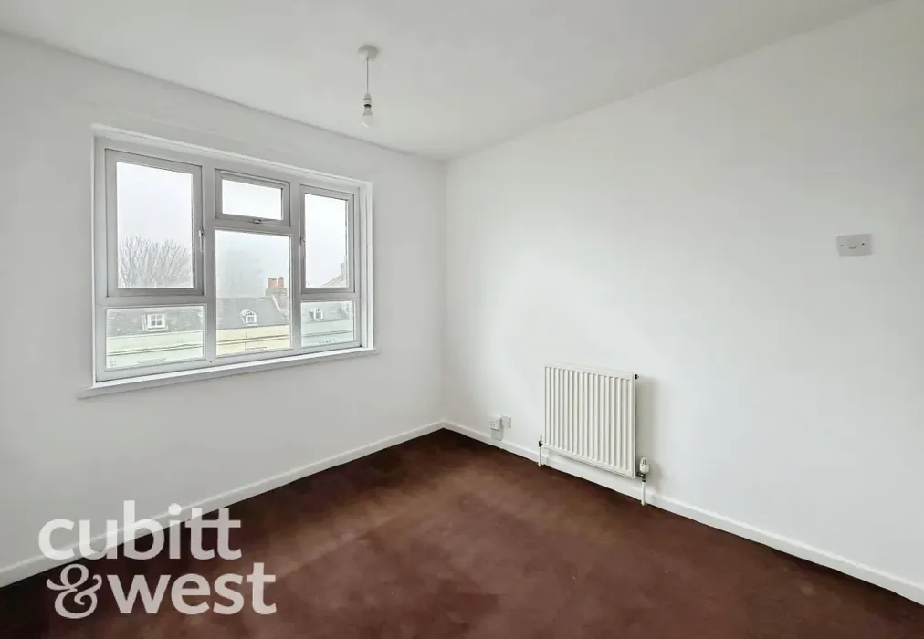  - AVAILABLE WITH NO DEPOSIT King Street Southsea PO5 - Wards of Kent