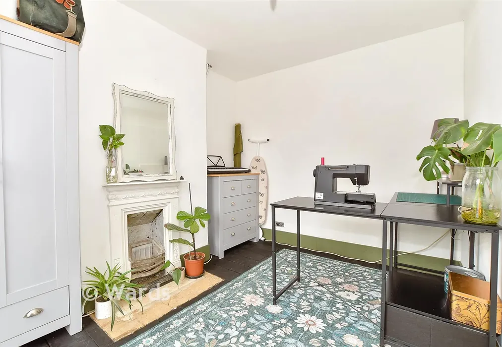 Bedroom 3 - Goudhurst Road, Marden, Kent - Wards of Kent
