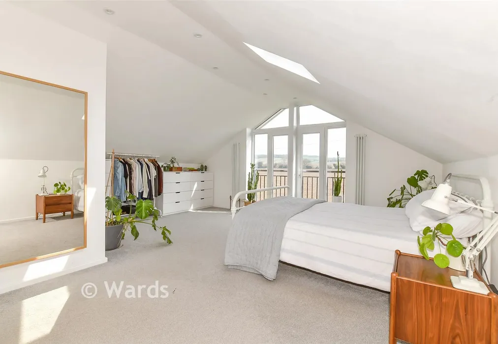 Bedroom 1 - Stour Road, Chartham, Canterbury, Kent - Wards of Kent