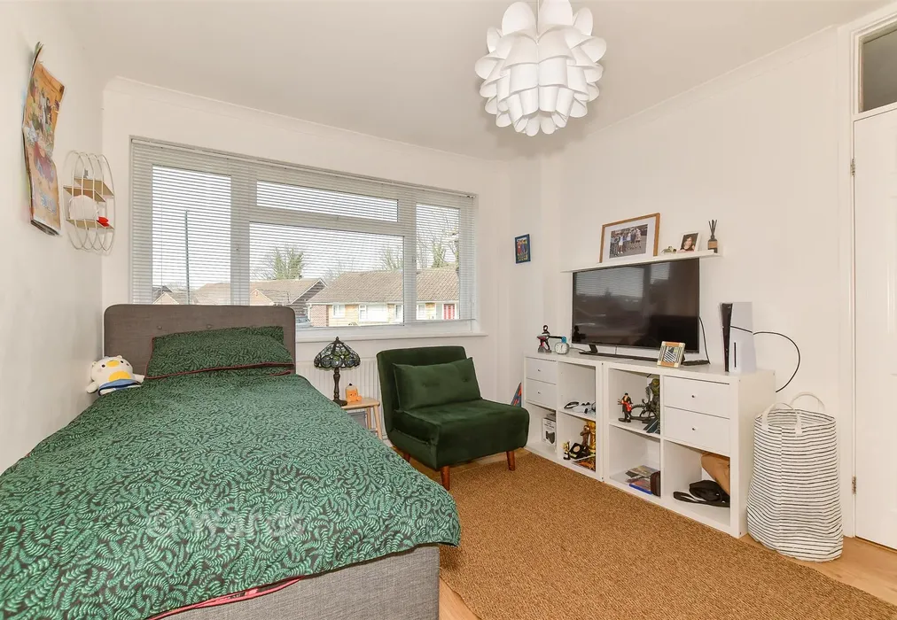 Bedroom 3 - Stour Road, Chartham, Canterbury, Kent - Wards of Kent