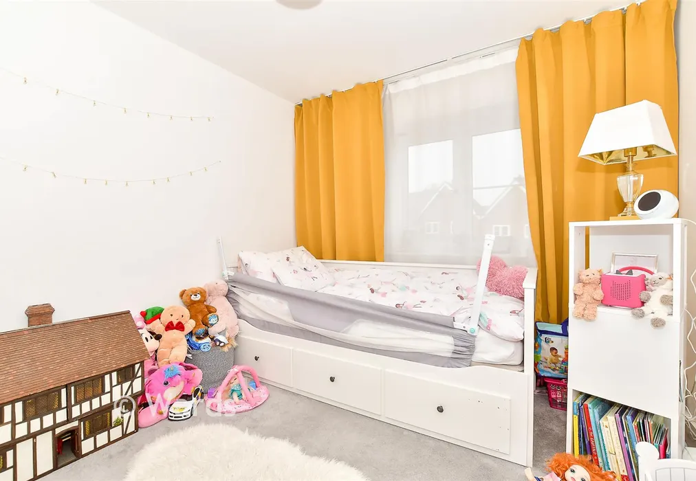 Bedroom 2 - Seymour Drive, Marden, Marden, Kent - Wards of Kent