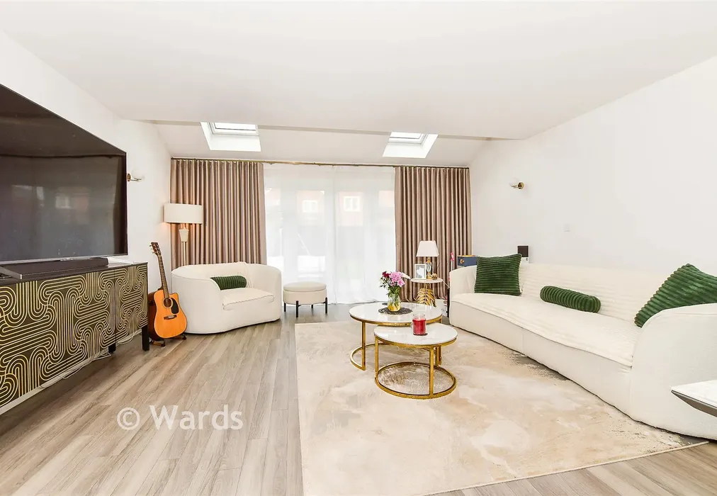 Lounge - Seymour Drive, Marden, Marden, Kent - Wards of Kent