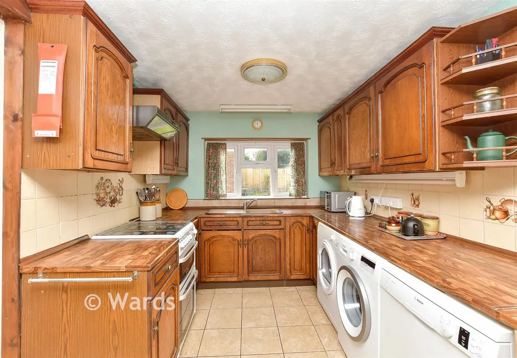 Kitchen/Breakfast Room - Wing Road, Leysdown-On-Sea, Sheerness, Kent - Wards of Kent