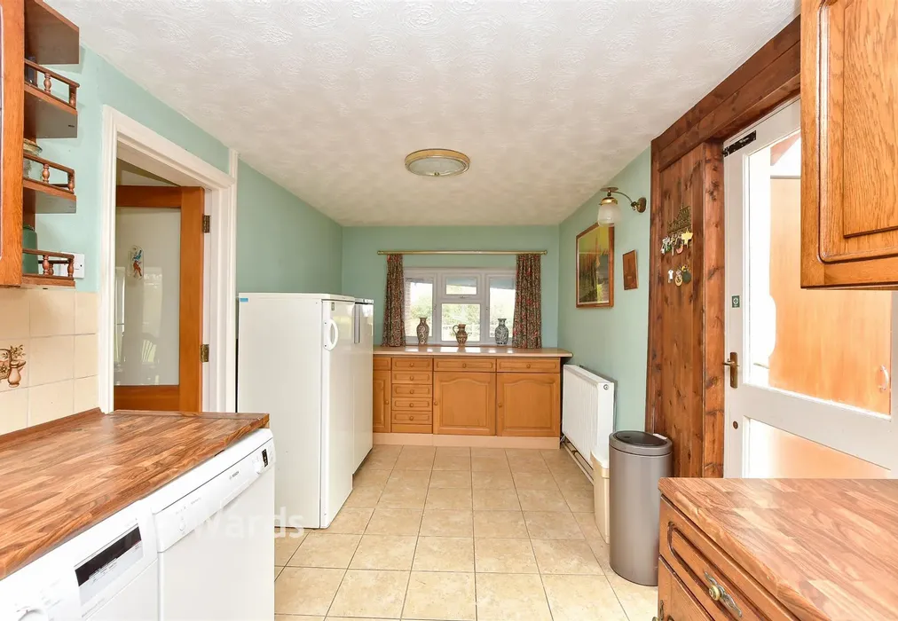 Kitchen/Breakfast Room - Wing Road, Leysdown-On-Sea, Sheerness, Kent - Wards of Kent