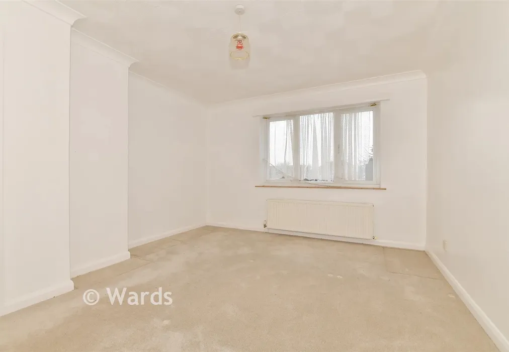 Bedroom 1 - Gordon Road, Herne Bay, Kent - Wards of Kent