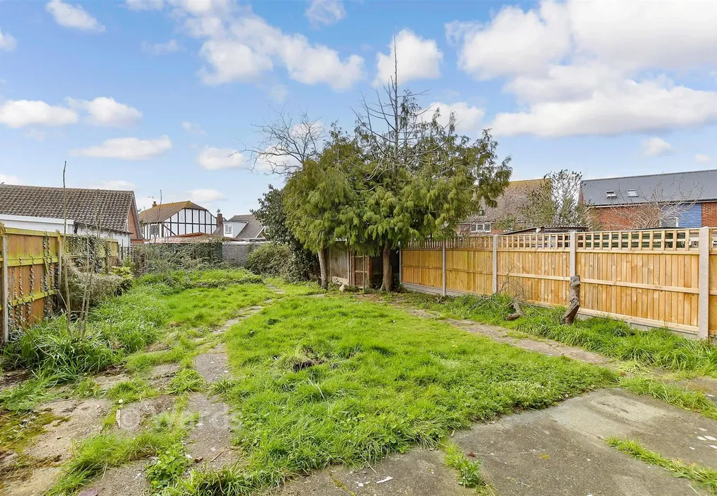 Rear Garden - Gordon Road, Herne Bay, Kent - Wards of Kent