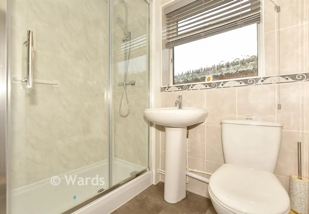 Shower Room - Shorncliffe Road, Folkestone, Kent - Wards of Kent
