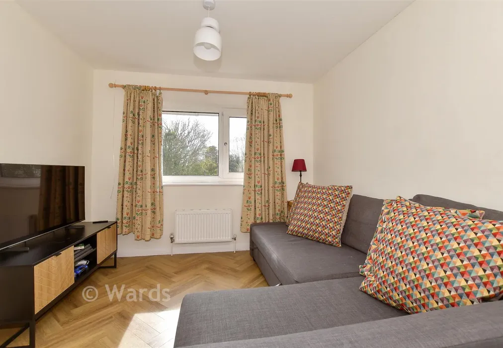 Bedroom 4 - The Foreland, Canterbury, Kent - Wards of Kent