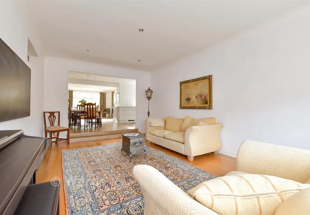 Lounge - The Foreland, Canterbury, Kent - Wards of Kent