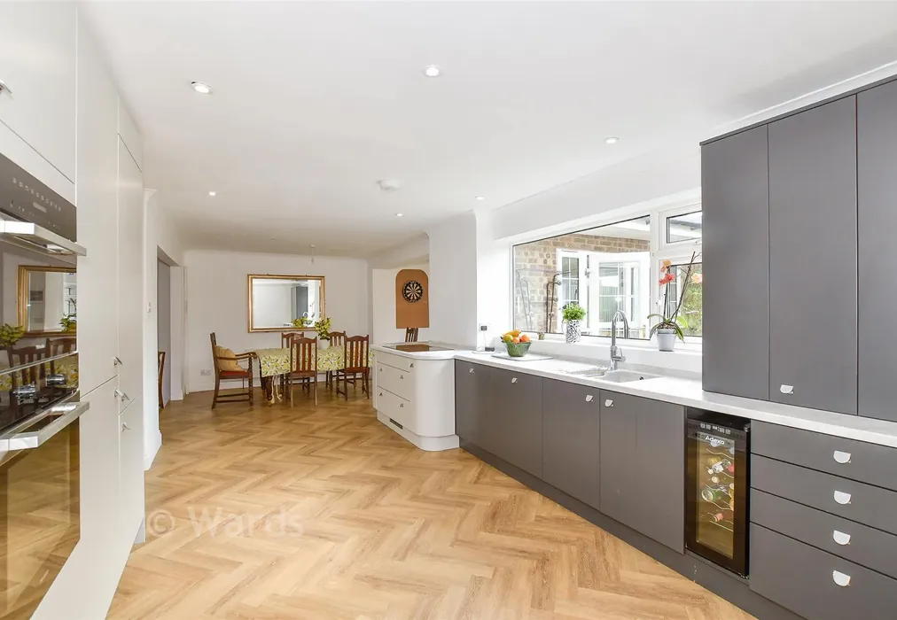 Kitchen/Breakfast Area - The Foreland, Canterbury, Kent - Wards of Kent