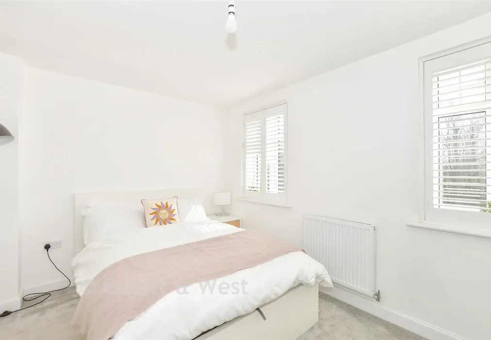 Bedroom 1 - Virginia Drive, Haywards Heath, West Sussex - Wards of Kent