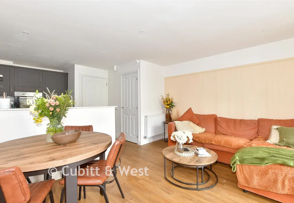 Kitchen/Dining Room - Virginia Drive, Haywards Heath, West Sussex - Wards of Kent