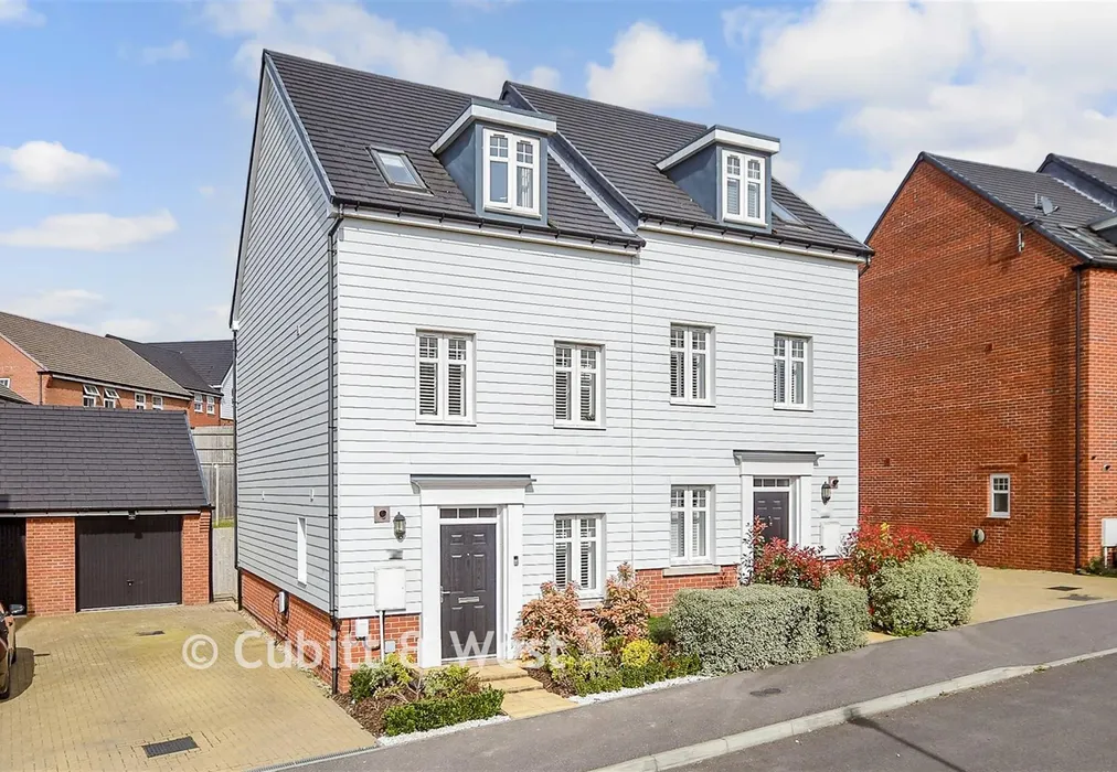 External (Brochure). - Virginia Drive, Haywards Heath, West Sussex - Wards of Kent