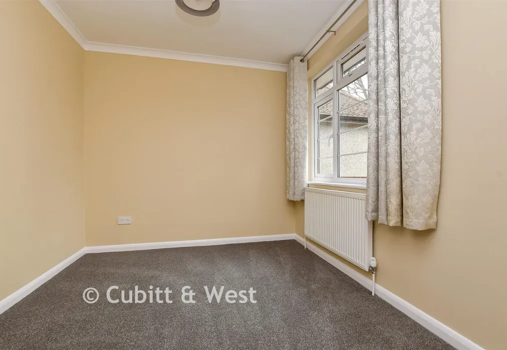 Bedroom 2 - Bridle Road, Shirley, Croydon, Surrey - Wards of Kent