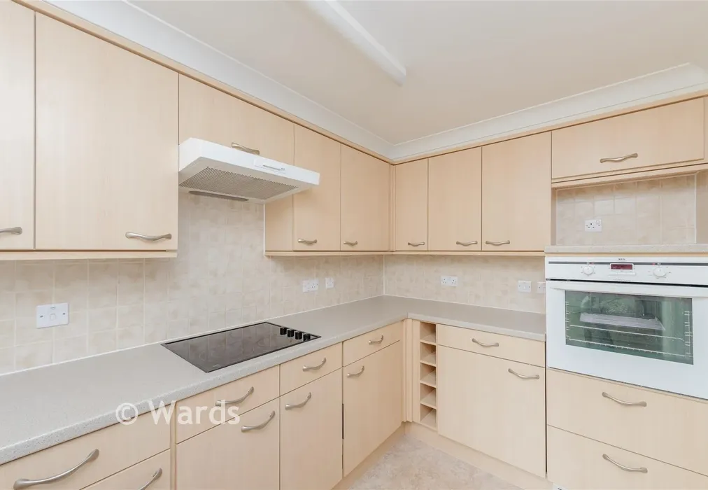 Kitchen - Glen View, Gravesend, Kent - Wards of Kent