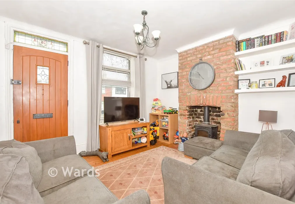 Lounge - High Street, Maidstone, Kent - Wards of Kent