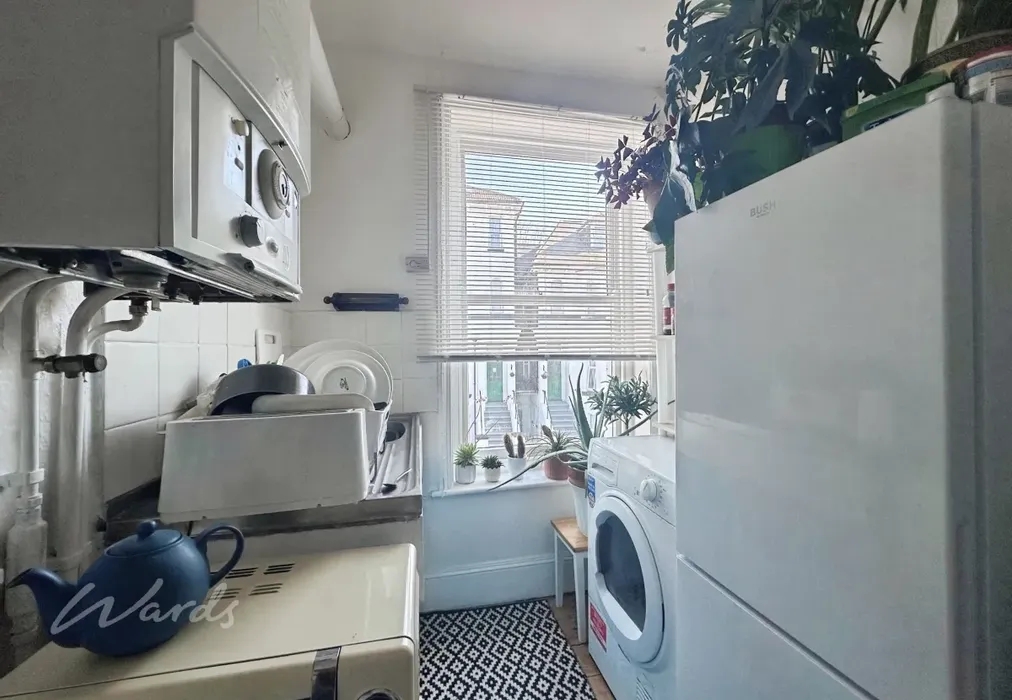 Belgrave kitchen use - Belgrave Road Margate CT9 - Wards of Kent