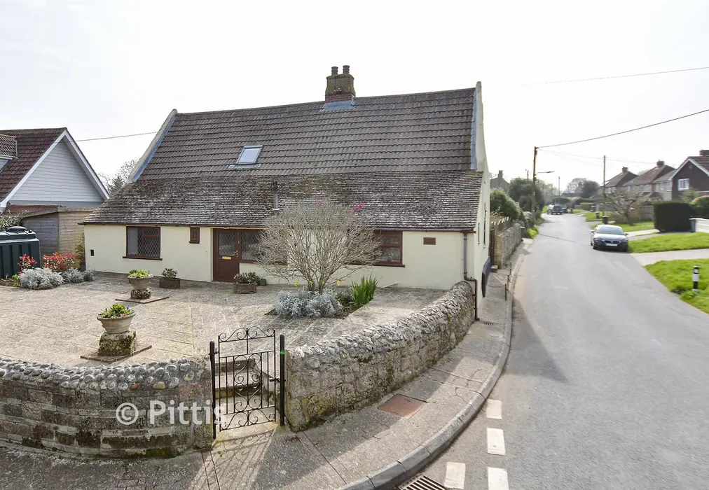 External Aspect - Warlands Lane, Shalfleet, Newport, Isle of Wight - Wards of Kent