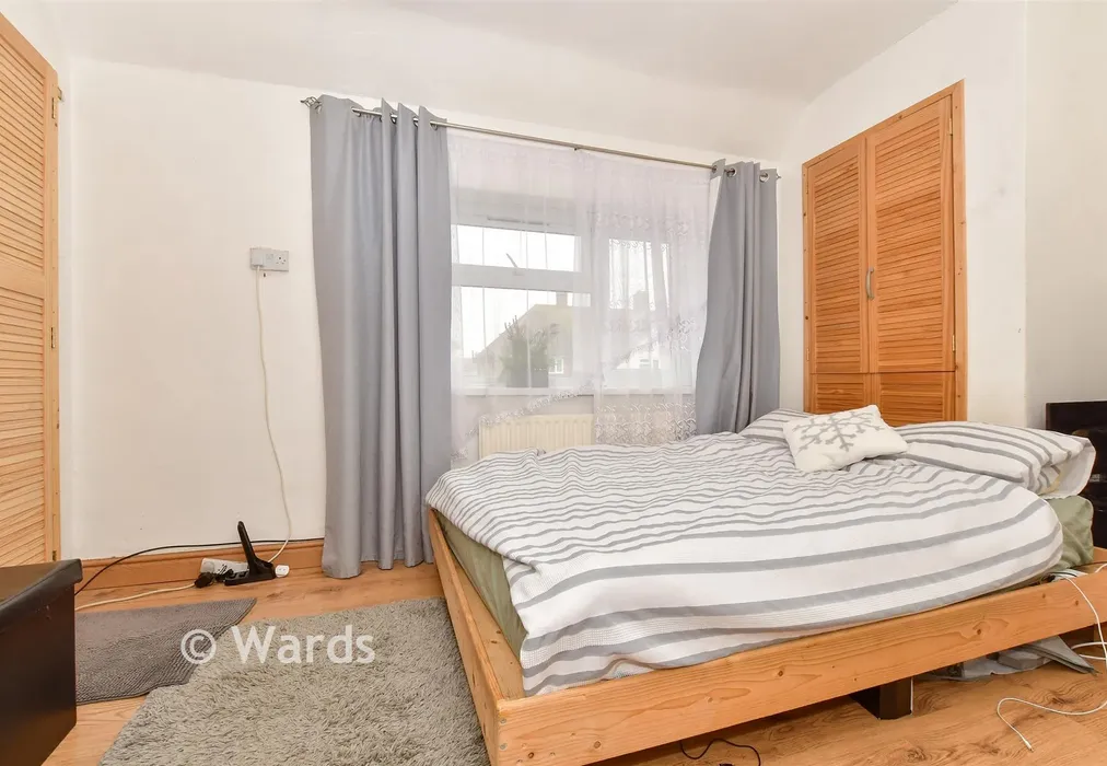 Bedroom 1 - Prestedge Avenue, Ramsgate, Kent - Wards of Kent