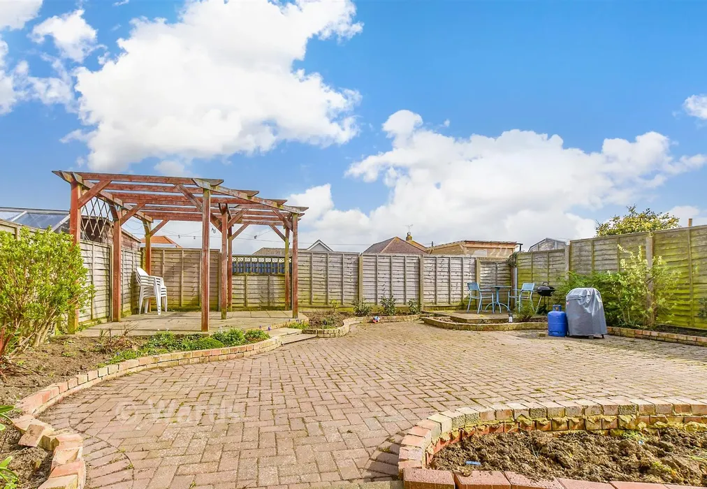 Patio / Decking - Leonard Road, Greatstone, Kent - Wards of Kent