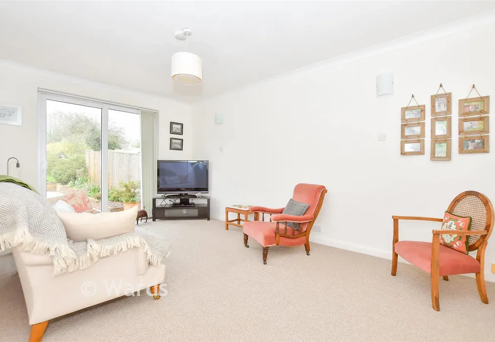 Lounge - Wheelers Lane, Linton, Maidstone, Kent - Wards of Kent