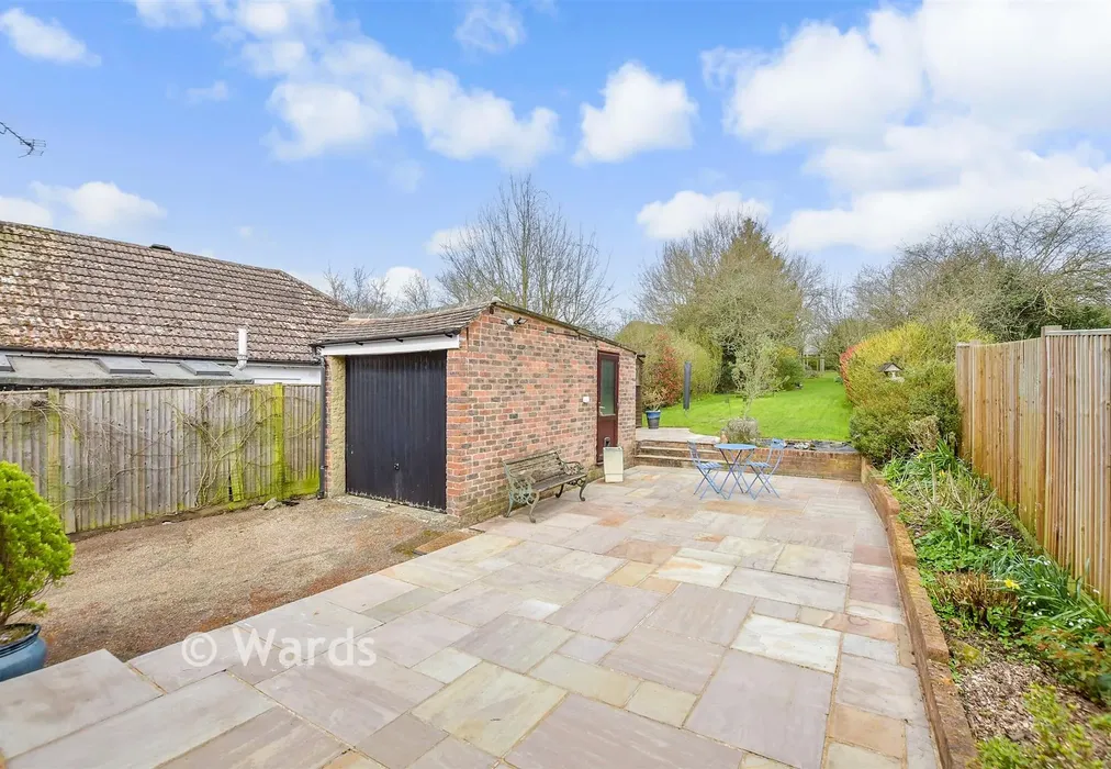 Patio / Decking - Wheelers Lane, Linton, Maidstone, Kent - Wards of Kent