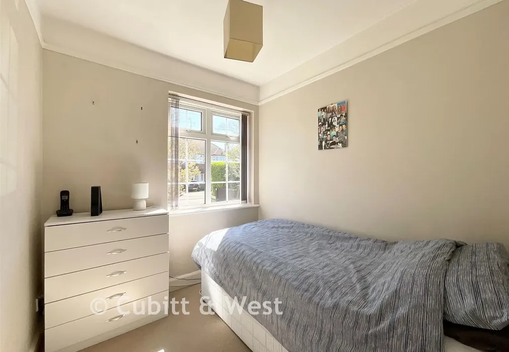 Bedroom - Rose Walk, Goring-By-Sea, Worthing, West Sussex - Wards of Kent