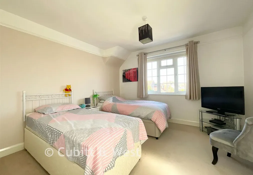 Bedroom - Rose Walk, Goring-By-Sea, Worthing, West Sussex - Wards of Kent