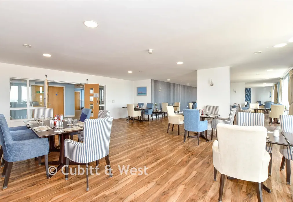 Internal Lifestyle Photograph - South Parade, Southsea, Hampshire - Wards of Kent