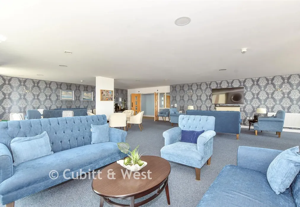 Internal Lifestyle Photograph - South Parade, Southsea, Hampshire - Wards of Kent