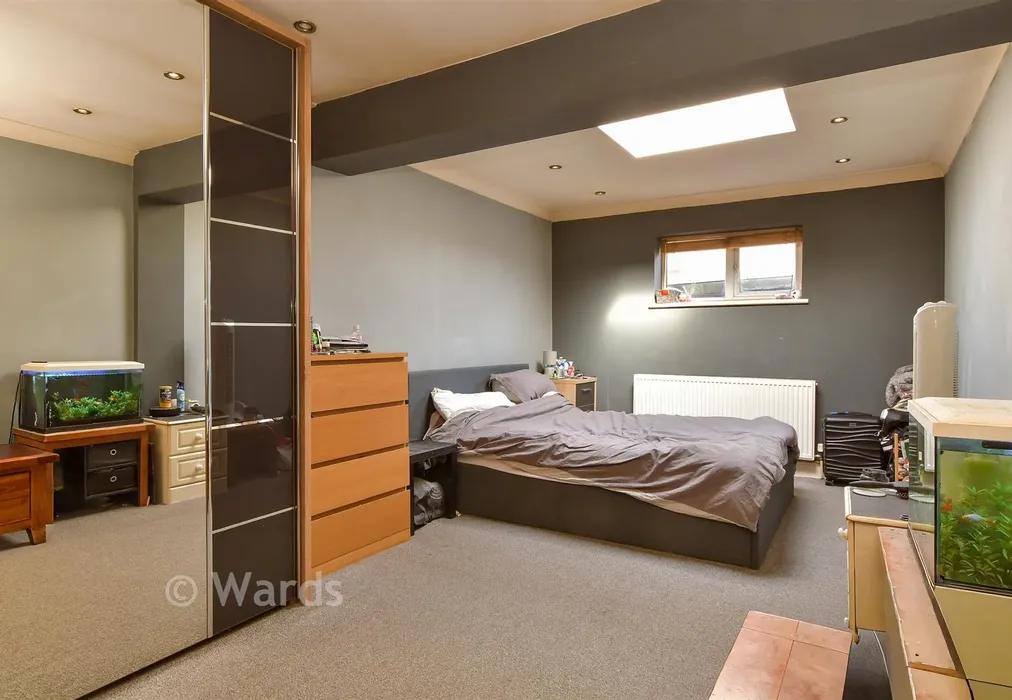 Bedroom 3 - London Road, West Kingsdown, Kent - Wards of Kent