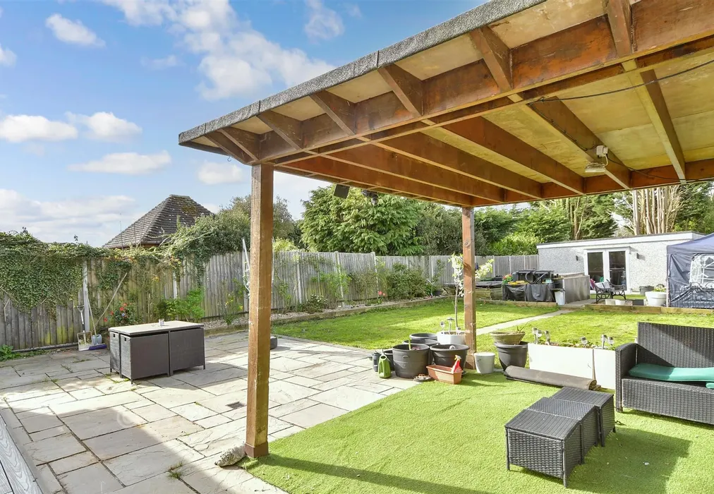 Rear Garden - London Road, West Kingsdown, Kent - Wards of Kent