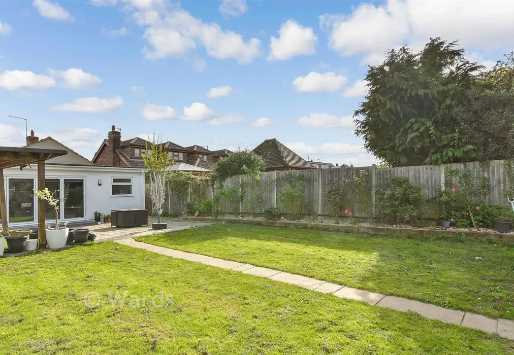 Rear Garden - London Road, West Kingsdown, Kent - Wards of Kent