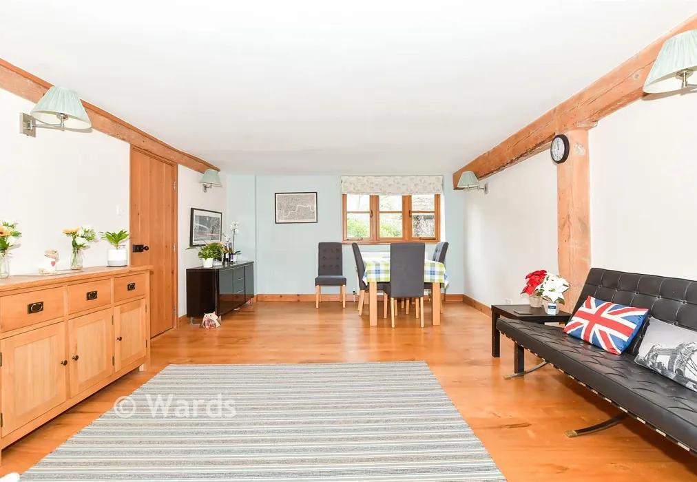 Dining/Family Area - Church Lane, West Farleigh, Maidstone, Kent - Wards of Kent