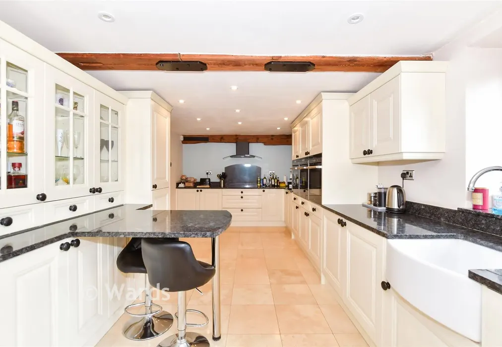 Kitchen/Breakfast Area - Church Lane, West Farleigh, Maidstone, Kent - Wards of Kent