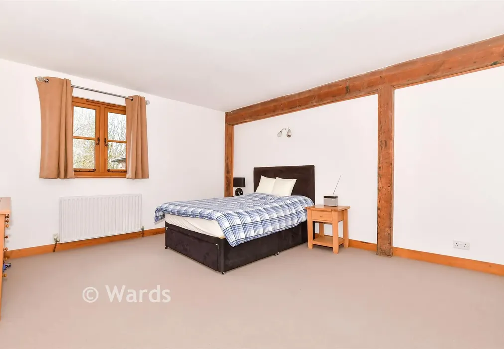 Bedroom 2 - Church Lane, West Farleigh, Maidstone, Kent - Wards of Kent