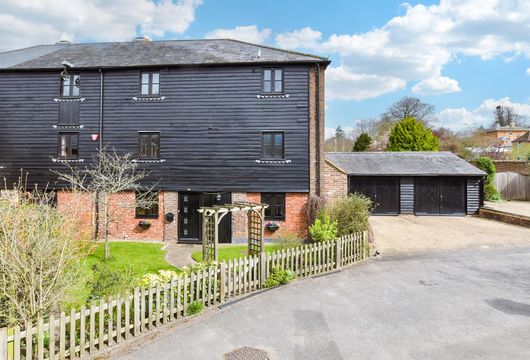 Church Lane, West Farleigh, Maidstone, Kent - Wards of Kent