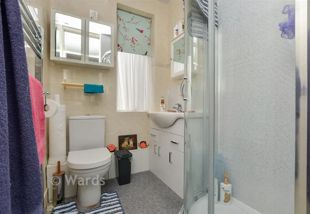 Bathroom - Lymington Road, Westgate-On-Sea, Kent - Wards of Kent