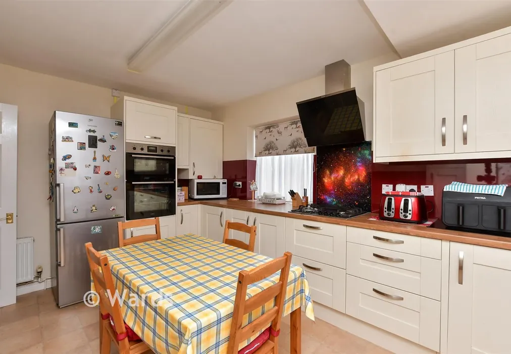 Kitchen/Diner - Lymington Road, Westgate-On-Sea, Kent - Wards of Kent