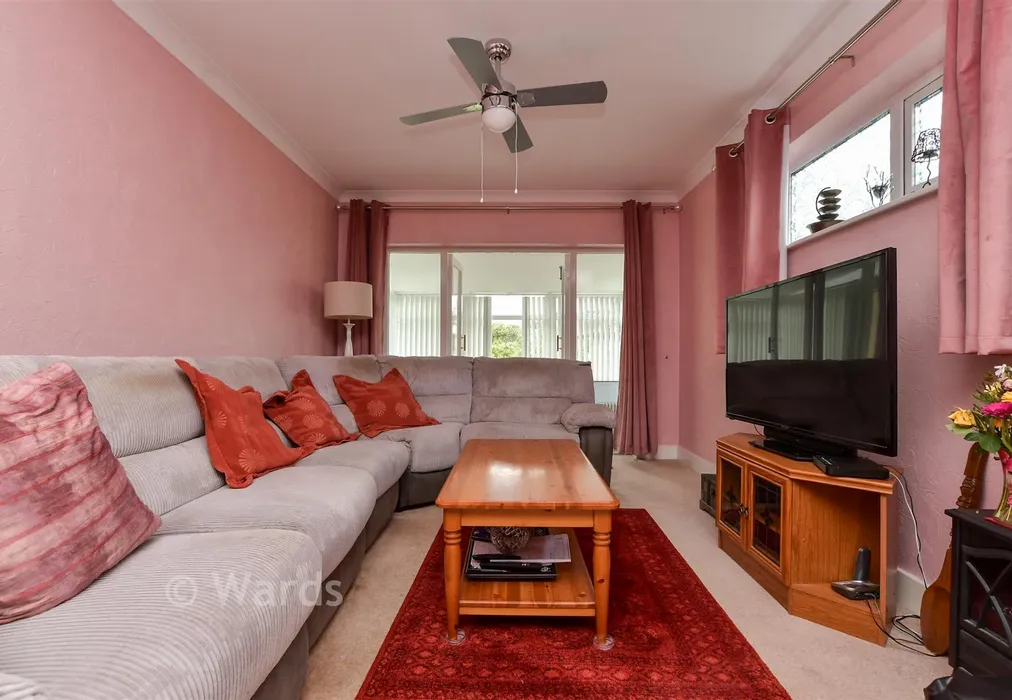 Lounge - Lymington Road, Westgate-On-Sea, Kent - Wards of Kent