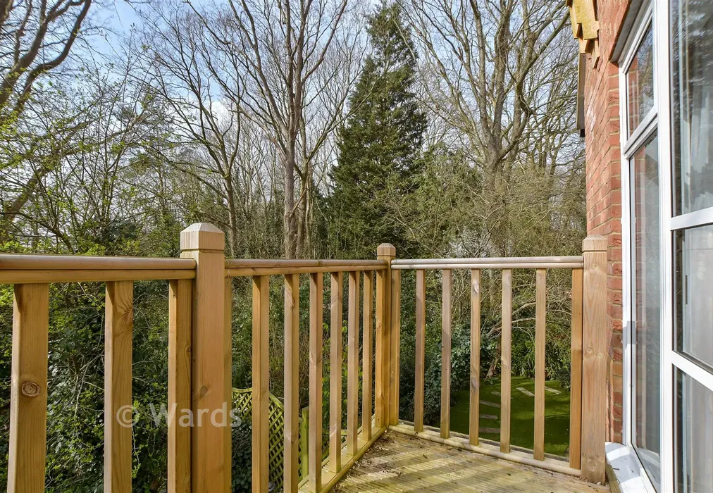 Balcony - Heather Bank, Paddock Wood, Tonbridge, Kent - Wards of Kent