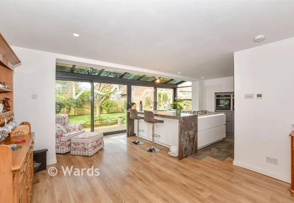 Kitchen/Diner - Heather Bank, Paddock Wood, Tonbridge, Kent - Wards of Kent