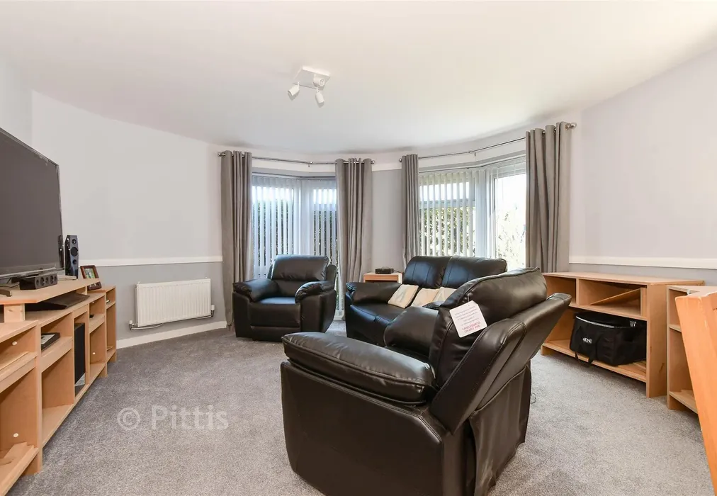Lounge/Dining Room - Godric Road, Newport, Isle of Wight - Wards of Kent