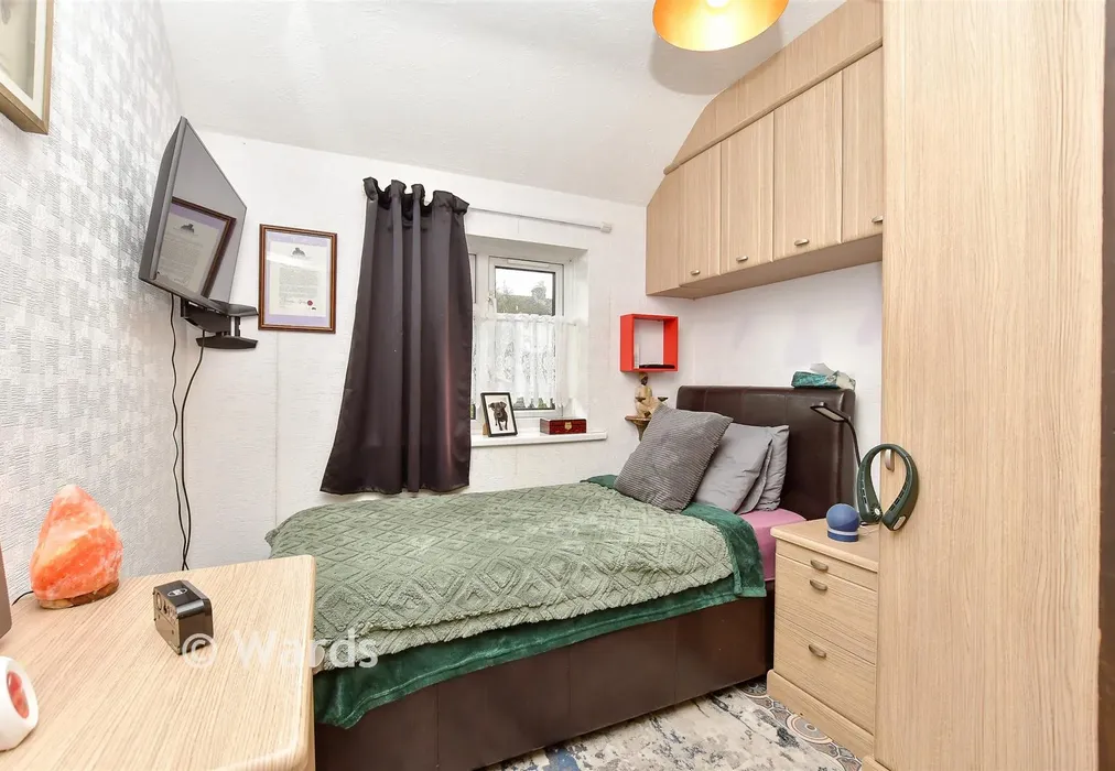 Bedroom 2 - Longley Road, Rochester, Kent - Wards of Kent
