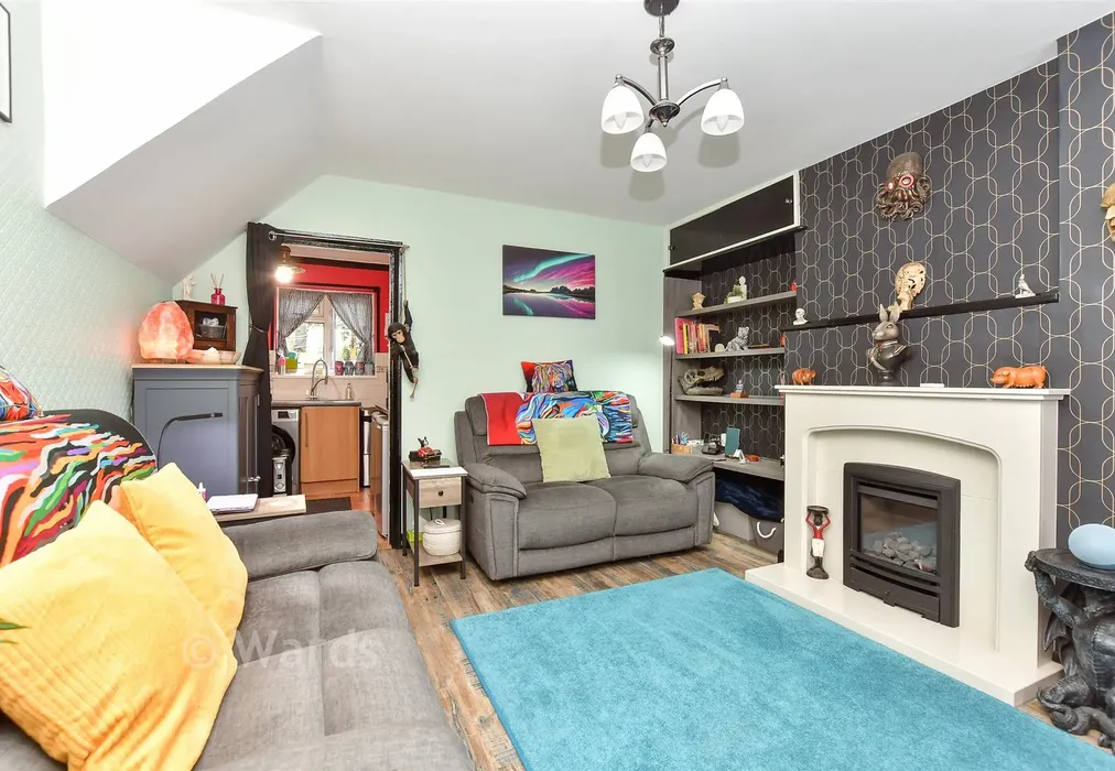 Lounge - Longley Road, Rochester, Kent - Wards of Kent