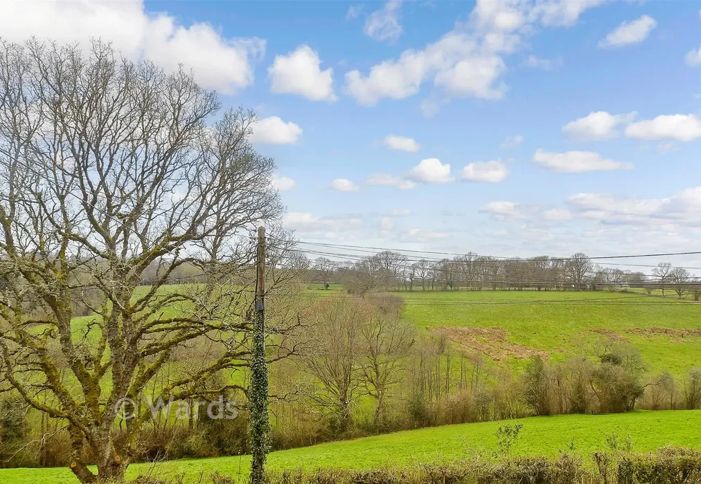 Views To Front - Wadhurst, East Sussex - Wards of Kent
