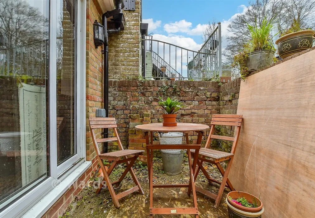 Patio / Decking - Wadhurst, East Sussex - Wards of Kent