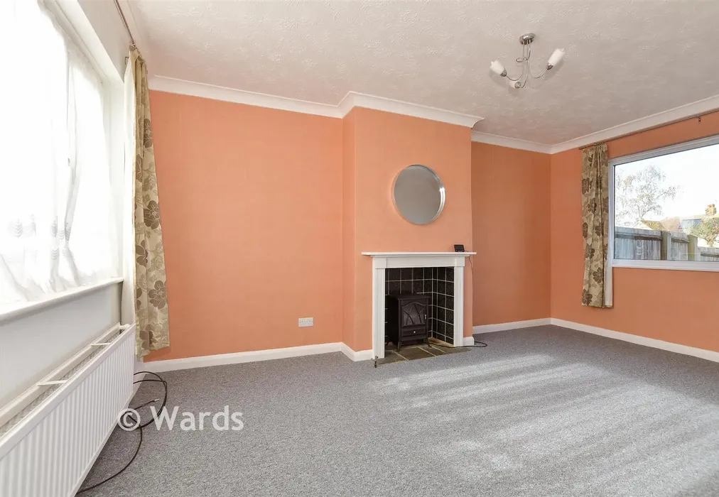 Lounge - Walmer Road, Whitstable, Kent - Wards of Kent