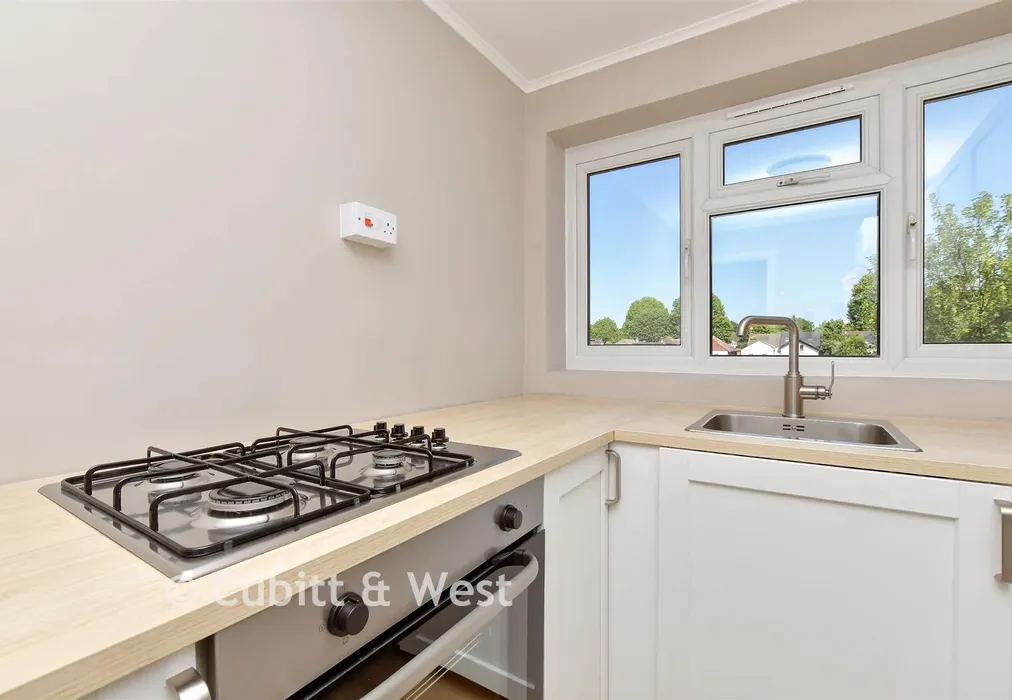 Kitchen - St. James Road, Sutton, Surrey - Wards of Kent